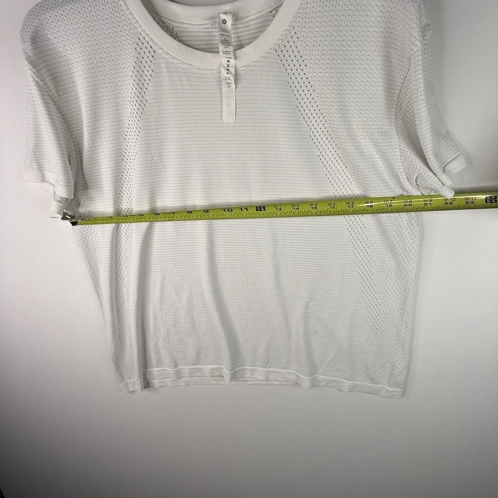 lululemon Women's Short Sleeve Crew Neck White 14